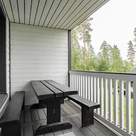 Lägenhet Peaceful 2br Getaway At The Of Riihivuori *
